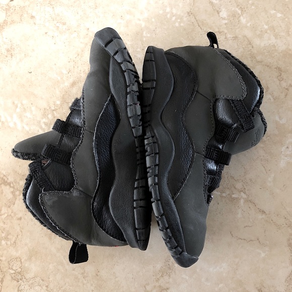 6 Rings - Picture 4 of 7